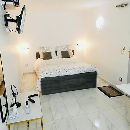 Agreable Studio A Proximite De Paris Et Henri Mondor เครเตย ภายนอก รูปภาพ